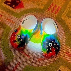 Children’s size 6 RAINBOW CROCS